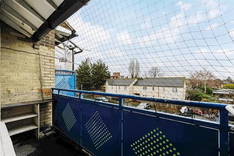undefined, Cherrydown Avenue, Chingford