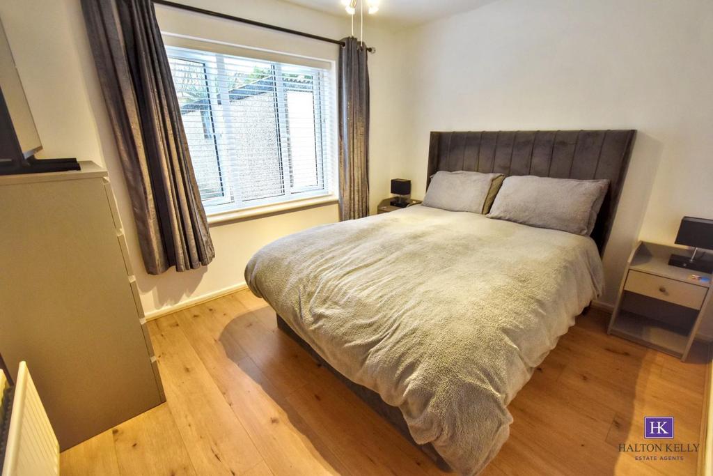 Main bedroom