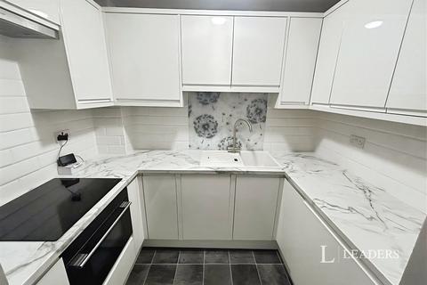 1 bedroom flat to rent, Eastfield Road, Peterborough, Cambridgeshire, PE1