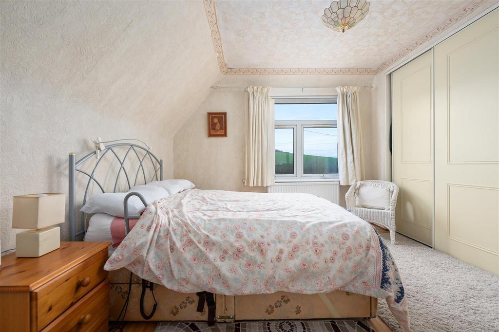 102 Castlandhill Road014.JPG