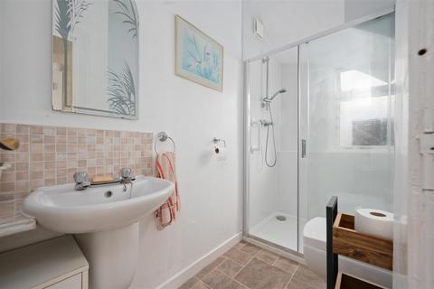 2 bedroom end of terrace house for sale, 102 Castlandhill Road, Rosyth, KY11 2LD