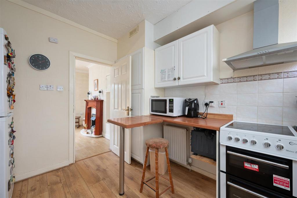 102 Castlandhill Road010.JPG