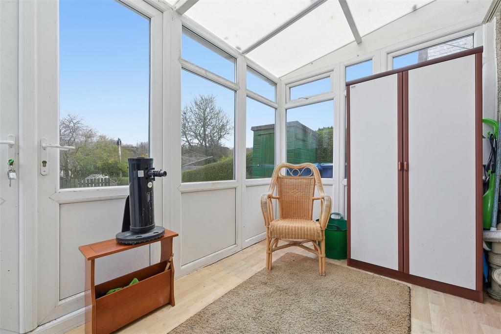 102 Castlandhill Road011.jpg