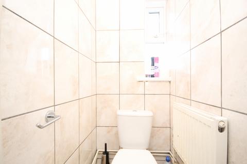 1 bedroom flat to rent, Village Way, Willesden, London, NW10