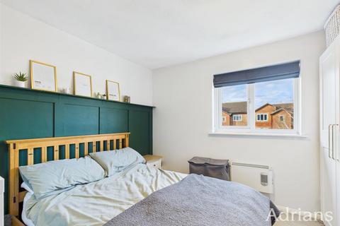 2 bedroom flat for sale, Ramshaw Drive, Chelmsford