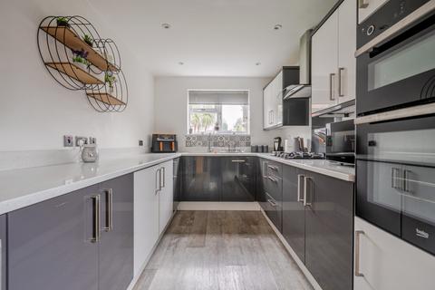 4 bedroom detached house for sale, Hereford HR1