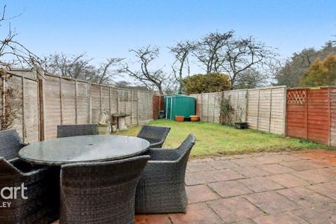 2 bedroom semi-detached house for sale, Corbridge Drive, Luton