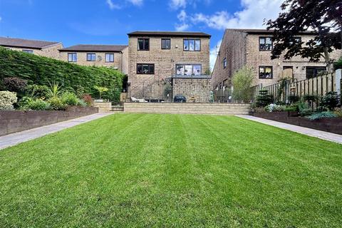 undefined, Cropredy Close, Bradford BD13
