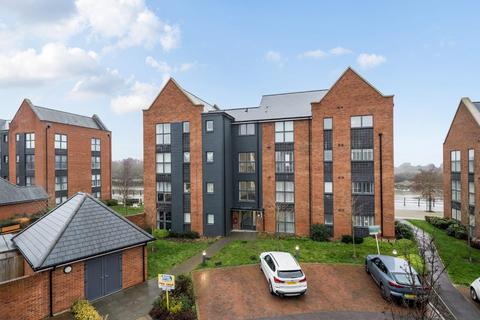2 bedroom apartment for sale, Narwhal Crescent, Wouldham, Rochester