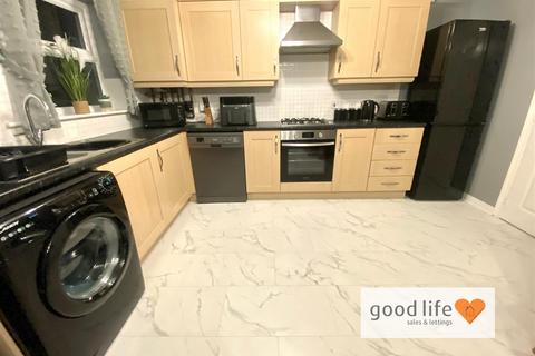 4 bedroom terraced house for sale, Douglas Way, Seaham SR7