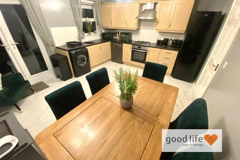 4 bedroom terraced house for sale, Douglas Way, Seaham SR7