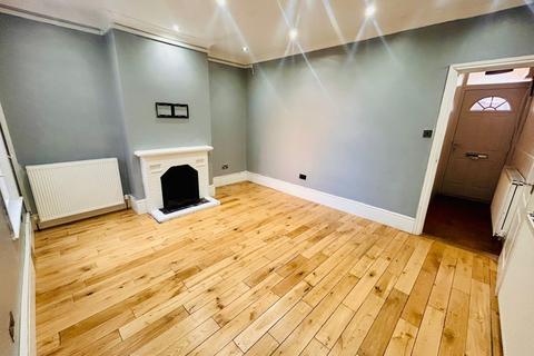 3 bedroom terraced house for sale, Vicarage Road, Strood, ME2
