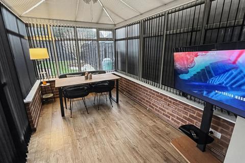 3 bedroom semi-detached house for sale, Harris Drive, Bury, BL9