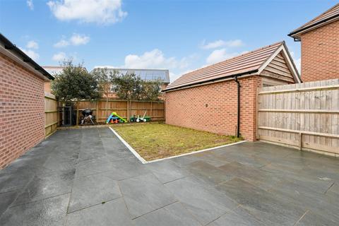 4 bedroom detached house for sale, Neptune Way, Yapton