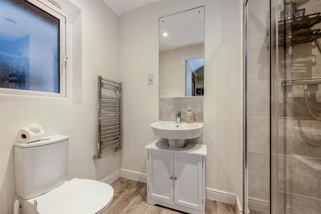 En Suite Shower Room