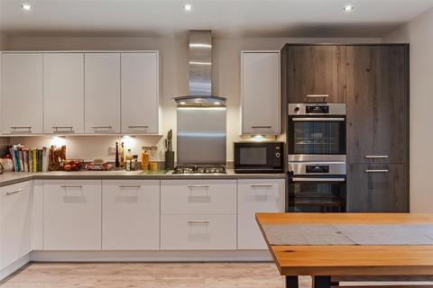 4 bedroom detached house for sale, Neptune Way, Yapton