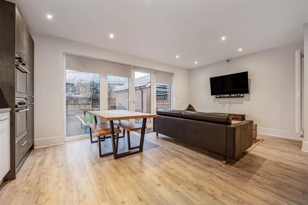 Kitchen/Diner/Family Room