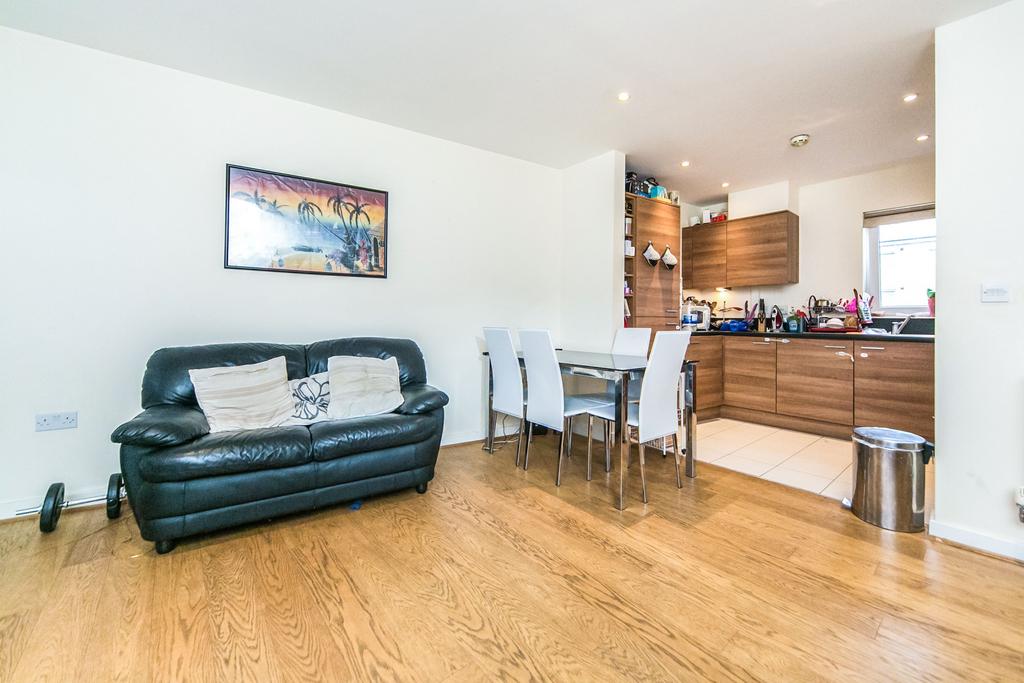 Living room 2.jpg
