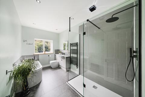 5 bedroom detached house for sale, Hollocombe, Chulmleigh, North Devon