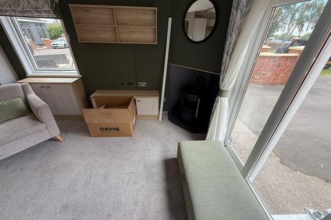 undefined, Church Laneham DN22