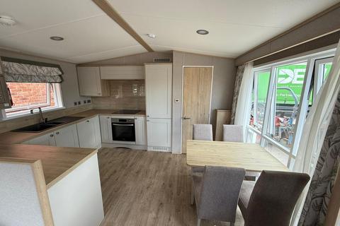 undefined, Church Laneham DN22