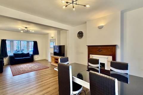 3 bedroom detached house to rent, Watford Road, Wembley, HA0