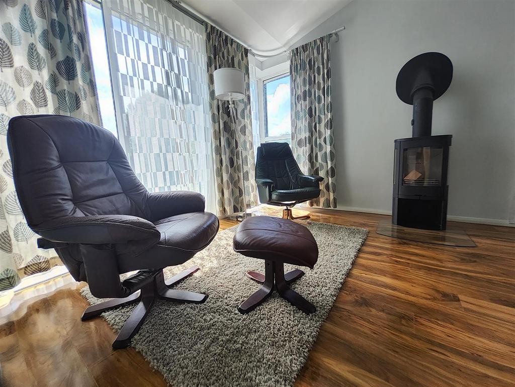 Lounge View 1.jpg