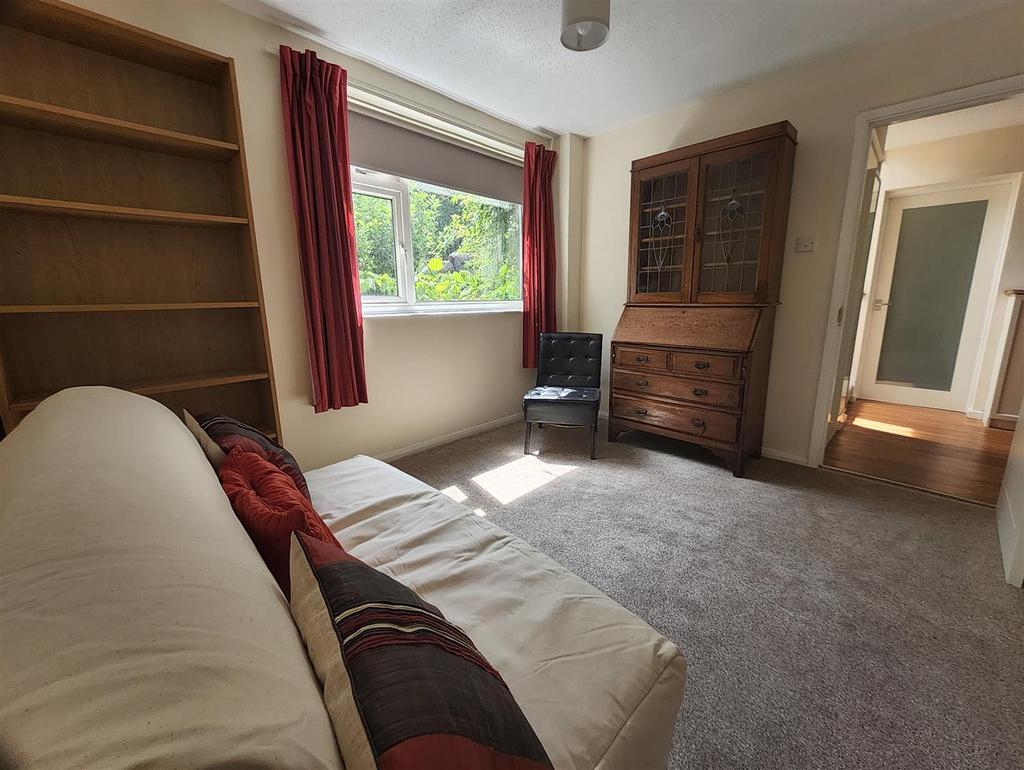 Bedroom 2.jpg