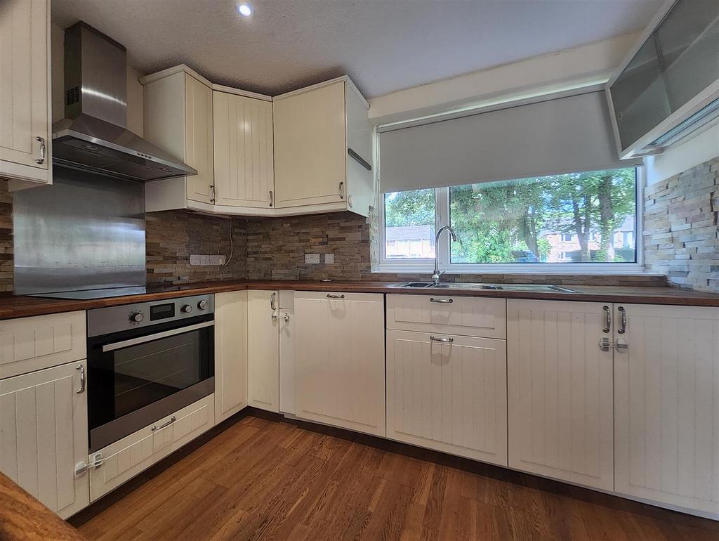 Kitchen view 2.jpg
