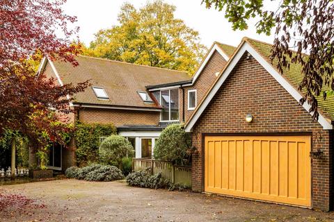 5 bedroom detached house for sale, High Trees Road, Reigate