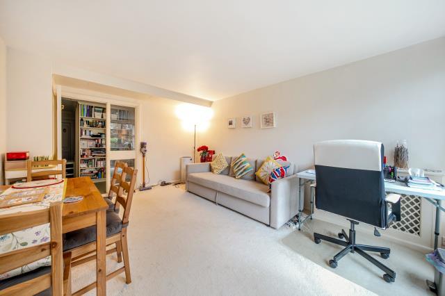Apartment in Oxford, Walton Manor, North Oxford - View 5