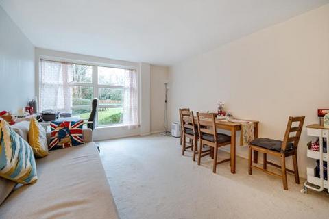 undefined, Russell Court, Oxford, Oxfordshire
