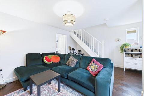 3 bedroom semi-detached house for sale, Gallimore Drive, Lichfield