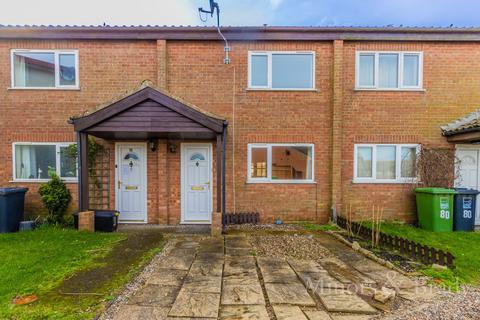 2 bedroom terraced house to rent, Ostend Road, Walcott, NR12