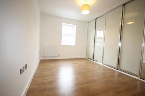 2 bedroom flat for sale, Taylor Close, Tonbridge, TN9