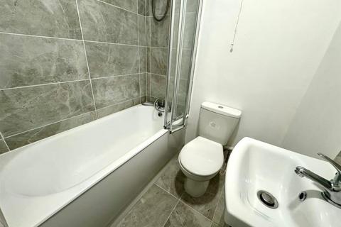 1 bedroom maisonette to rent, Gough Road, Enfield