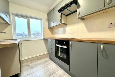 1 bedroom maisonette to rent, Gough Road, Enfield