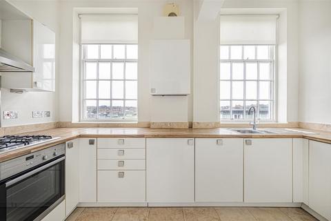 2 bedroom flat for sale, Corsica Hall, College Road, Seaford
