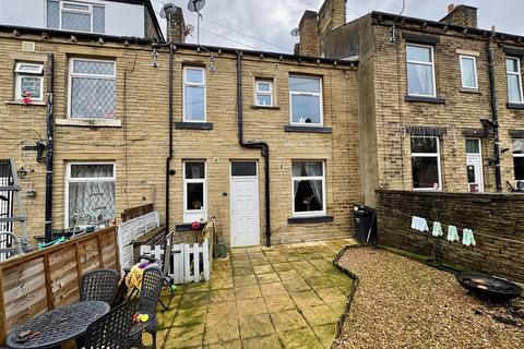3 bedroom terraced house for sale, Beech Street, Elland