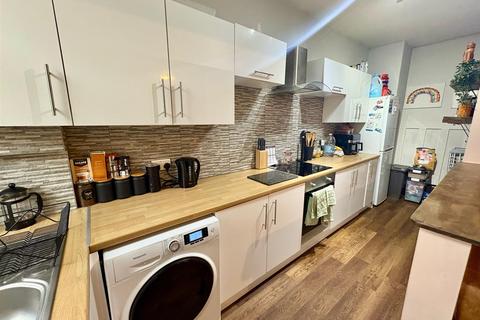 3 bedroom terraced house for sale, Beech Street, Elland