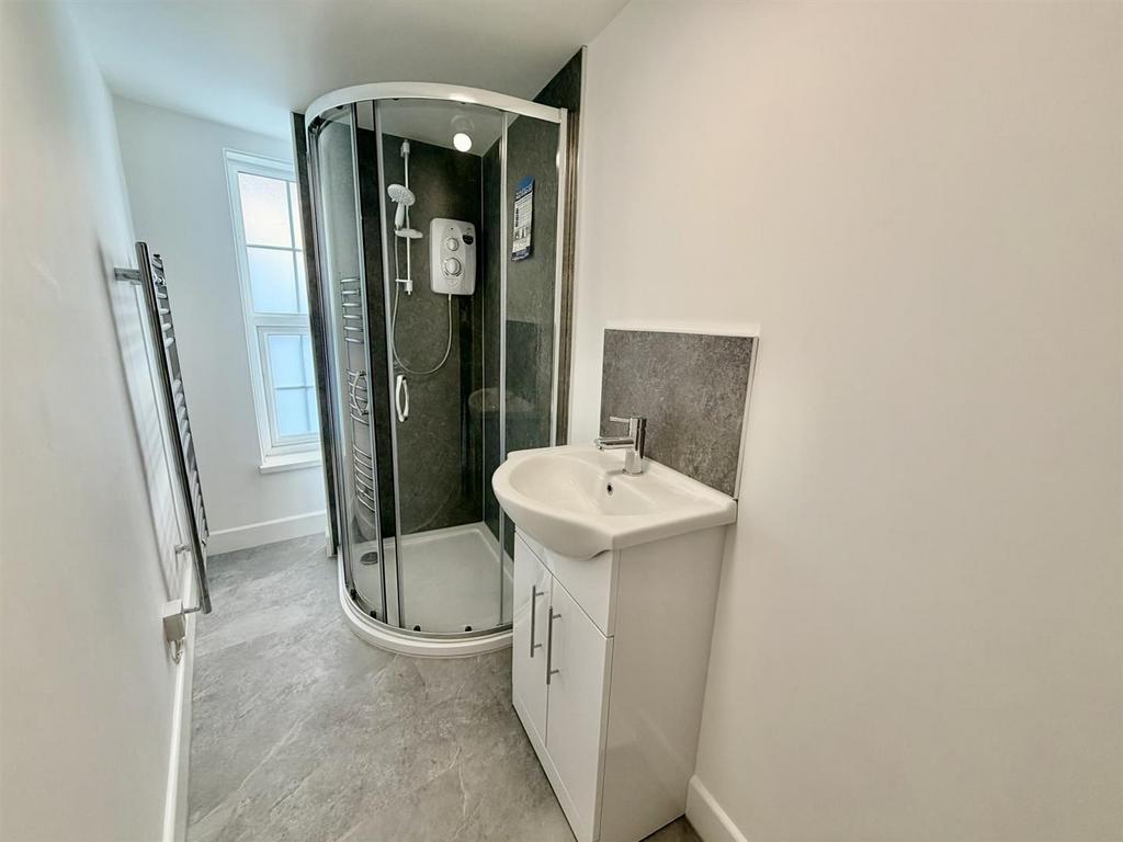 Shower room.JPEG