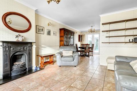 undefined, Demontfort Rise, Ware, SG12