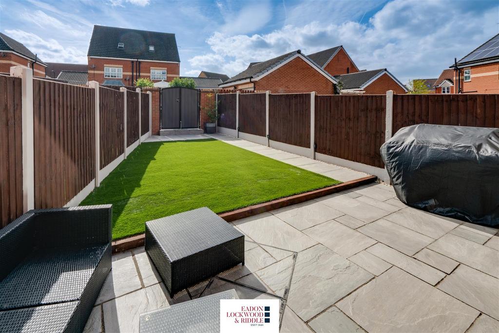 Rear Garden 2.jpg