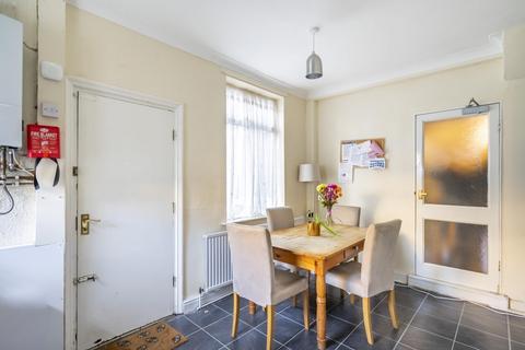 undefined, Markham Crescent, York
