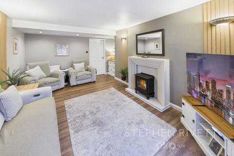 3 bedroom semi-detached bungalow for sale, Yew Tree Rise, Ipswich IP8