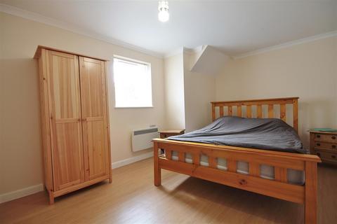 1 bedroom apartment to rent, EAST OXFORD, EPC RATING C
