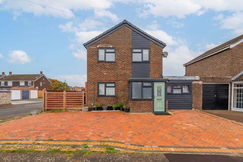 Norman Drive, Old Catton