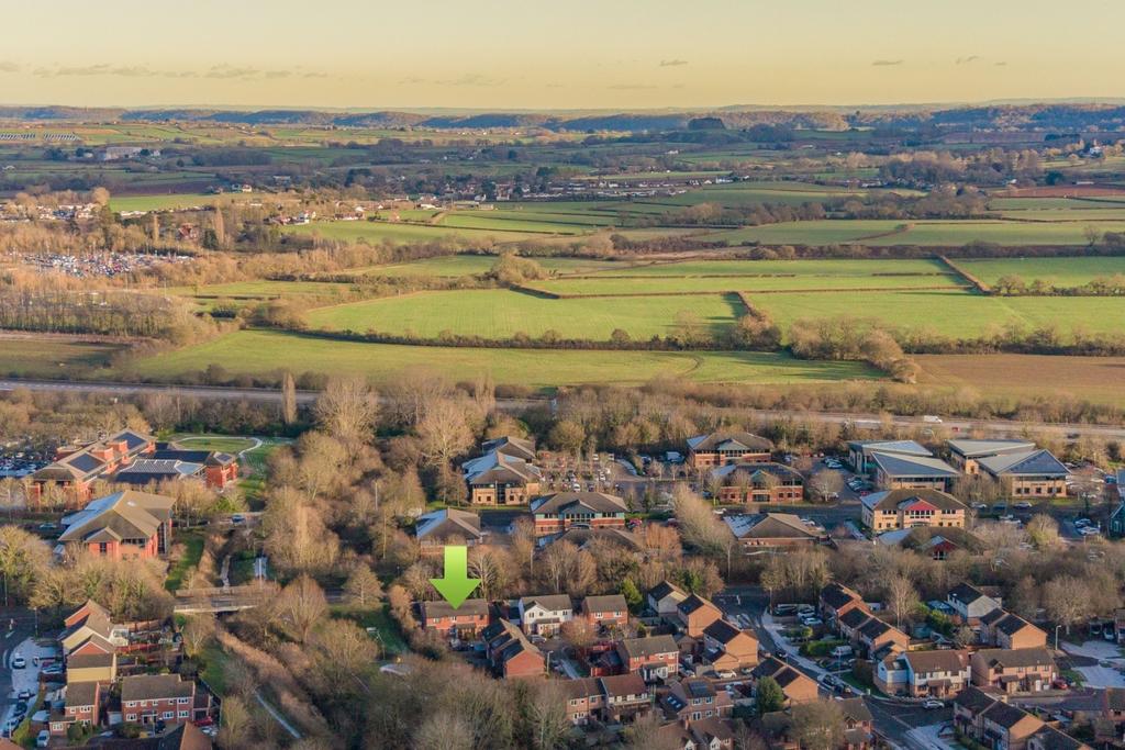 Ewemove Taunton Witham Close (15)