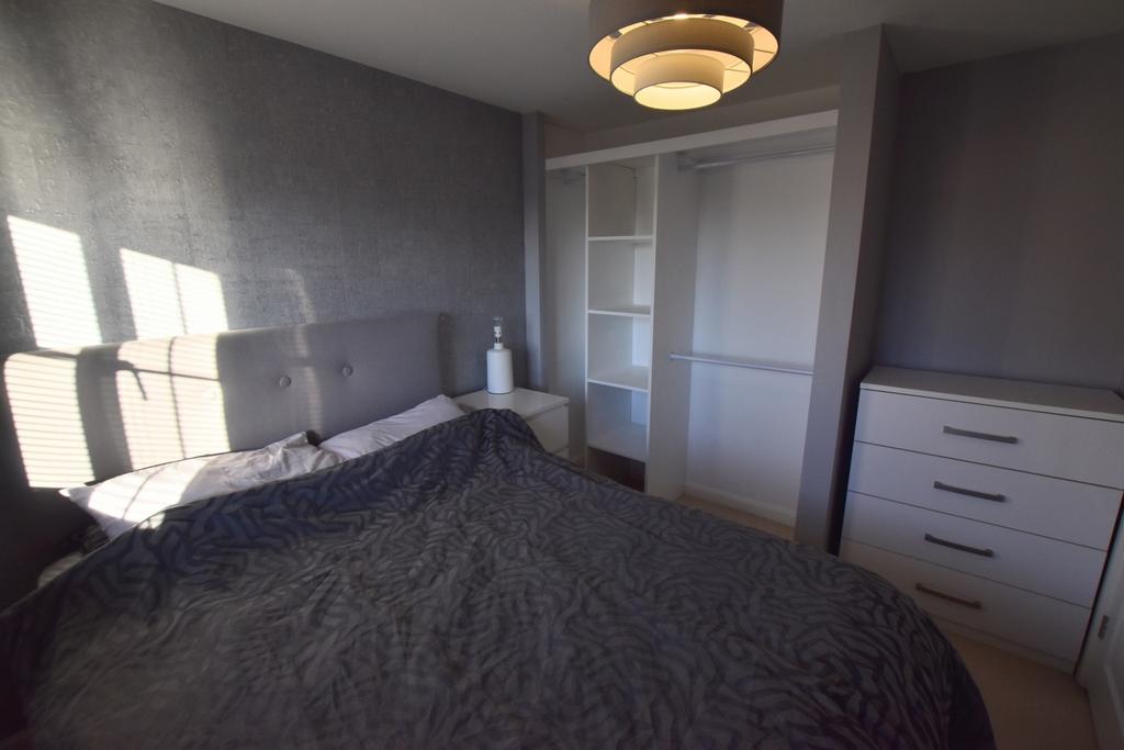 33 Maritime Way wardrobes