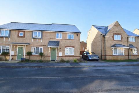 3 bedroom semi-detached house to rent, Maritime Way, Brooklands